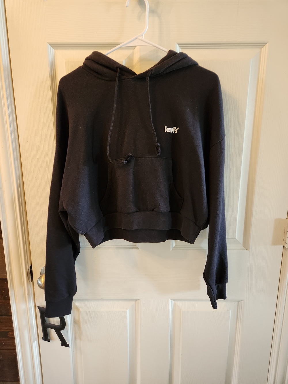 Levi's Women's Black Cropped Hoodie Sweater
